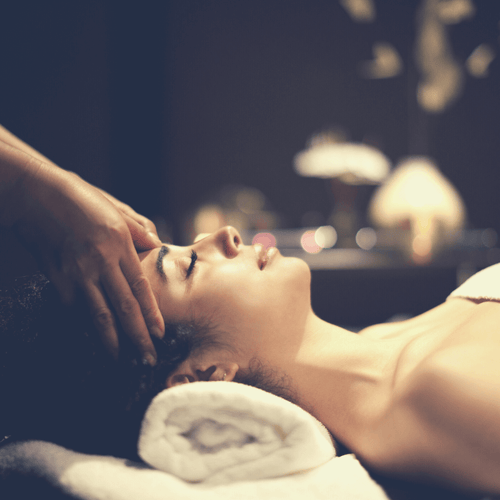 Cómo masajear el cabello según Ayurveda